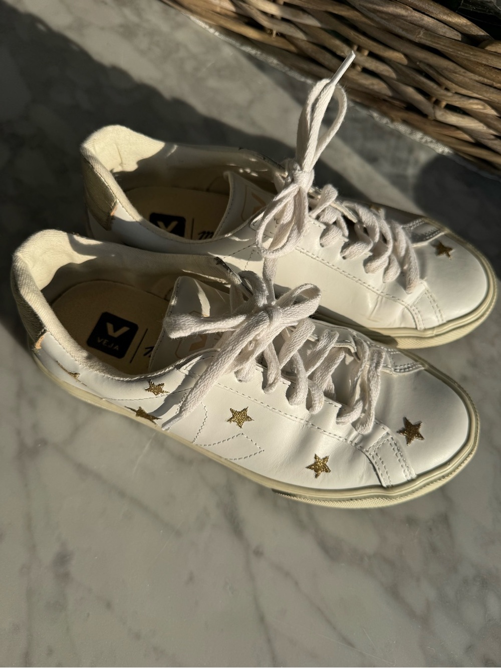 MADEWELL X VEJA Esplar Low Sneakers Embroidered Stars White w Gold Stars Size 6 - Picture 6 of 9